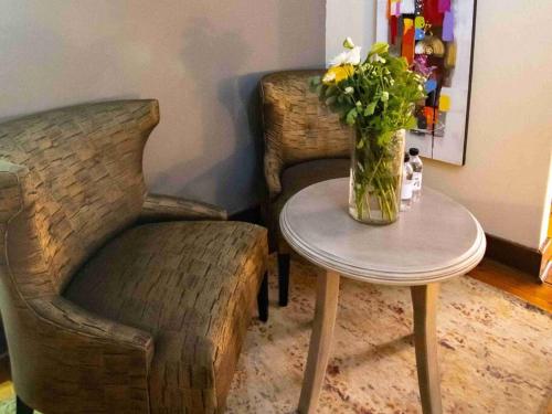 74 on retief Guesthouse