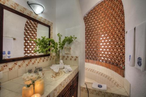 Eight-Bedroom Villa with 3 Private Pools image 6