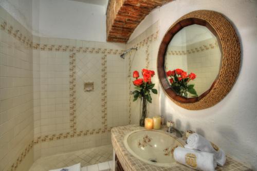 Eight-Bedroom Villa with 3 Private Pools image 4