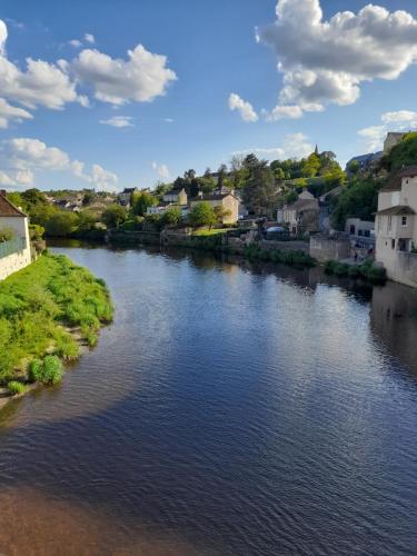 Gîte Déco - Belle maison dans le quartier historique calme avec terrasse privée