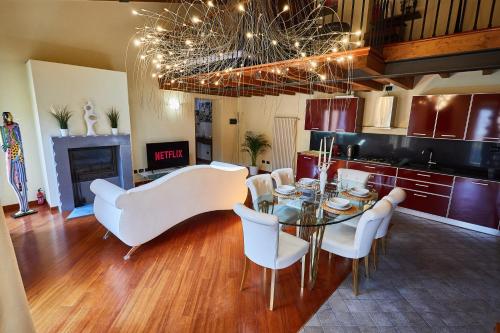 Luxury Design Loft - Piazza Pontida, Bergamo (fotografie 11)