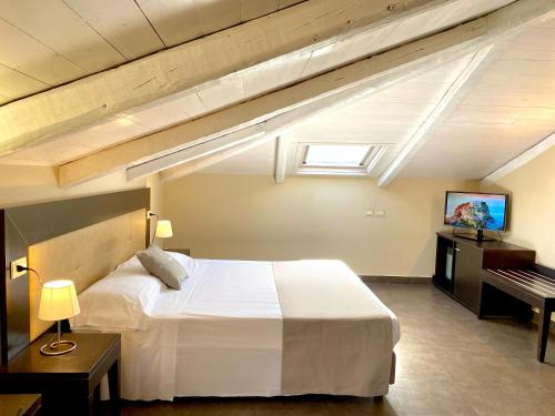 Junior Suite - Attic image 4