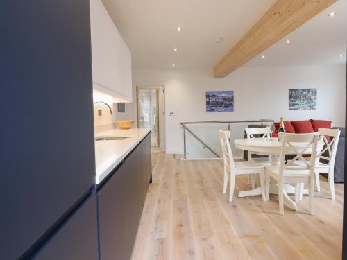 Ferryside, Dartmouth (fotografie 10)