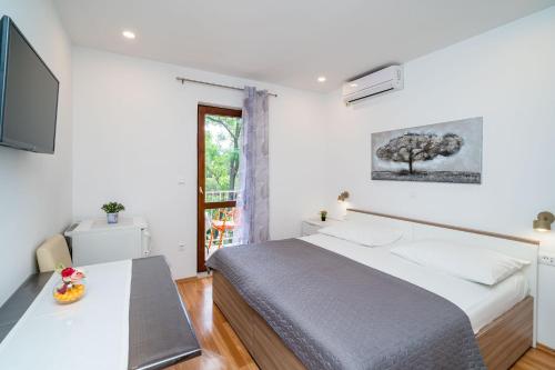 Basic Double Room with Balcony and Partial Sea View