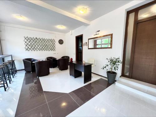 ردهة, Majap hostel in فوسكا