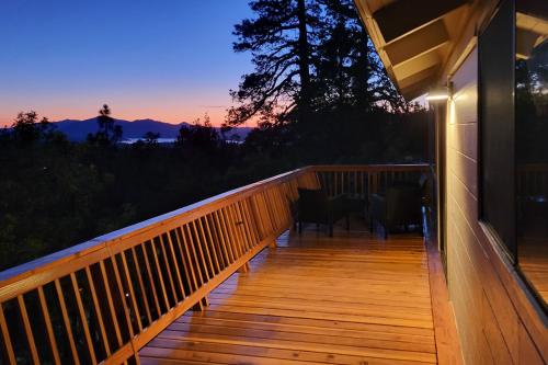 The Birds Nest in Big Bear Lake, USA