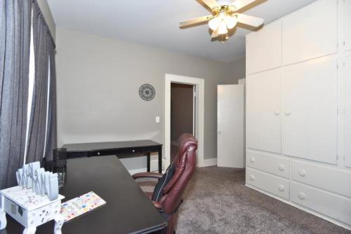 ENTIRE HOME*CHERRY ST*FOOD*FUN*DRINKS*SHOP*