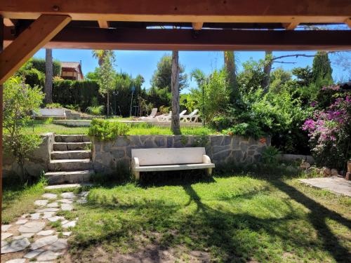  Domus Valencia Apartamentos Casa con piscina privada a 30 minutos de Valencia in Turís