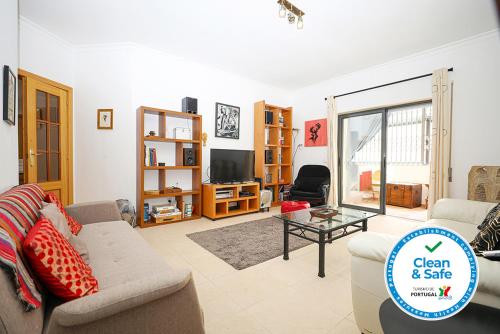 A64 - Barreira Holiday Flat in Lagos