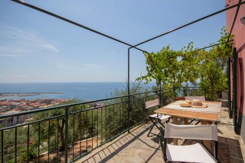  Meridione Apartment, Unterkunft in Chiavari