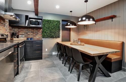 Chalet- 10 Chemin Alpin in Stoneham (QC)