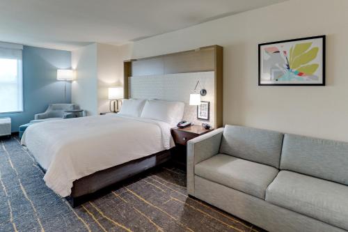 Holiday Inn Mobile Airport an IHG Hotel - image 10