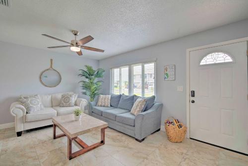 Hernando Beach Home with Pool and Canal Access!