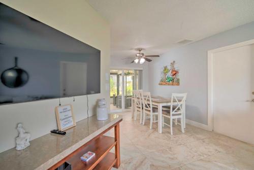 Hernando Beach Home with Pool and Canal Access!