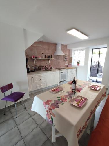 Konyha, Casa Máxica de Oia (Casa Maxica de Oia) in Pedornes