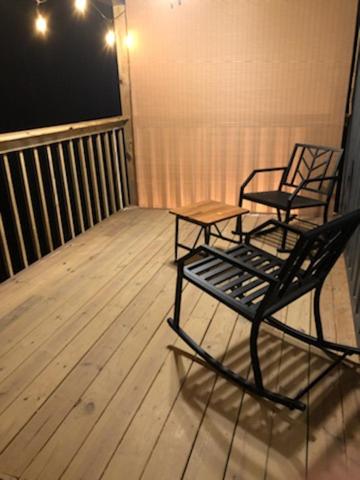 Avenwood Cabins in 查內思維爾 (OH)