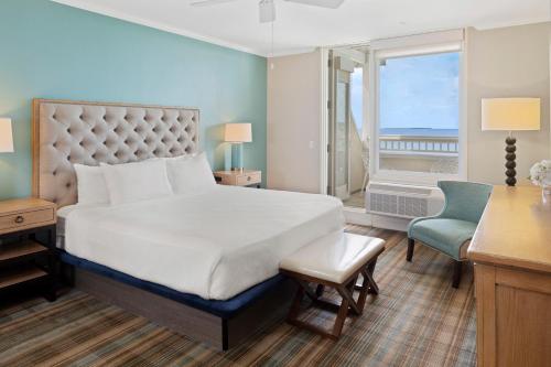 Opal Key Resort & Marina - image 3