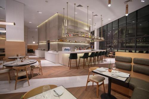 Restaurant, Met Hotel in La Paz