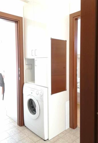 Apartment with Sea View image 7