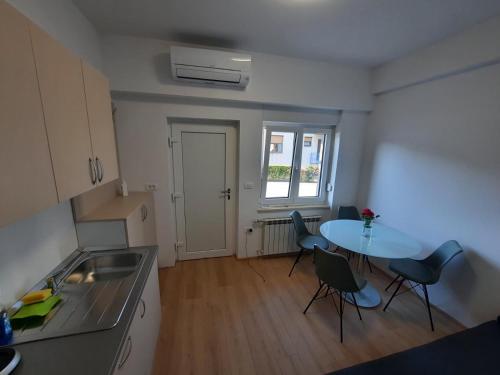 кухня, Bellevue 1 in Jagodje