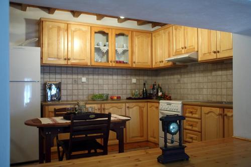 Menelia Cottage - image 14