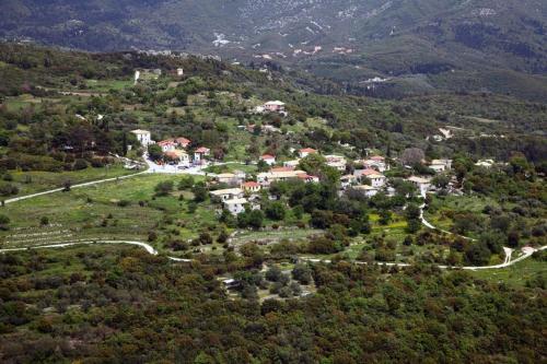 Menelia Cottage - image 11