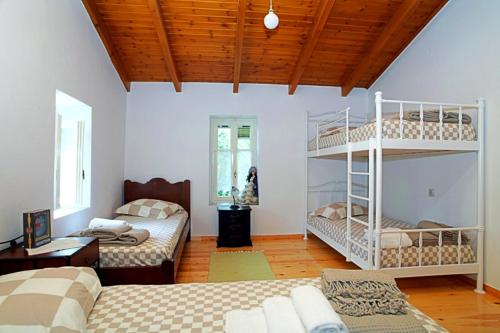 Menelia Cottage - image 4