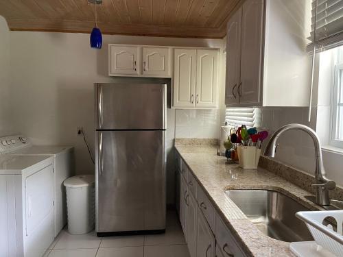 Sapphire Garden Townhouses in George Town