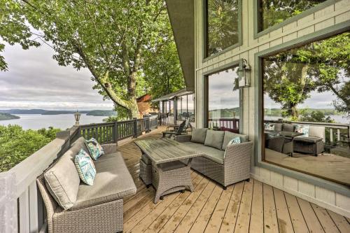 B&B Garfield - Spacious Beaver Lake Home with Stunning Views! - Bed and Breakfast Garfield