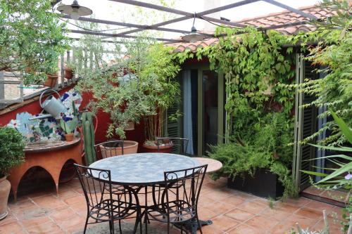 Grand loft de charme, place du village à Thuir - Apartment