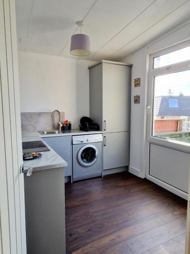 Three Bridges Waterfront in 北女王渡