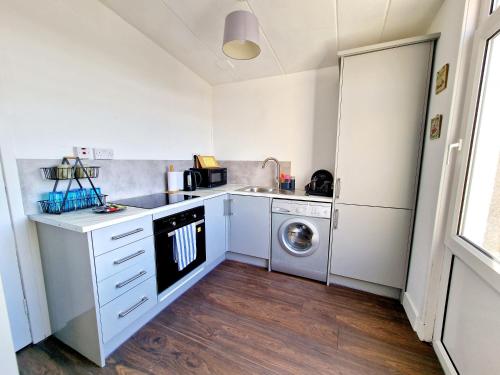 Three Bridges Waterfront in 北女王渡