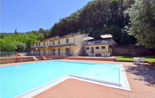 Amazing Apartment In Castiglion Fiorentino With Wifi