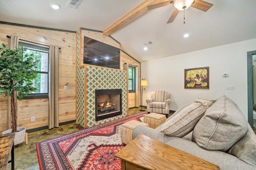 Quiet and Peaceful Hochatown Cabin with Hot Tub! in Broken Bow, USA