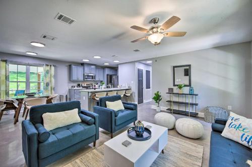. Modern Lakefront Retreat in Avinger