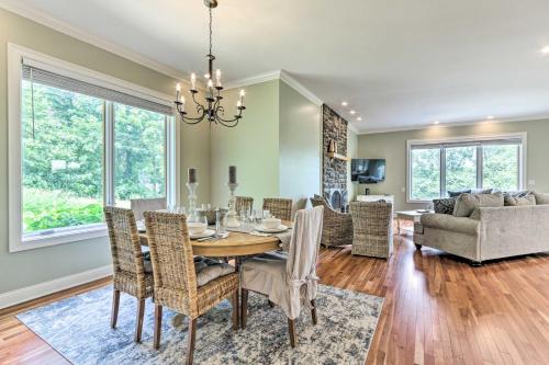 Elegant Middlefield Getaway with Game Room!