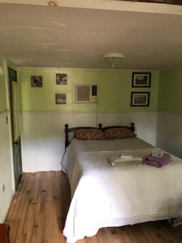 Seafarer Inn and Cottages – Old Orchard Beach, ME
