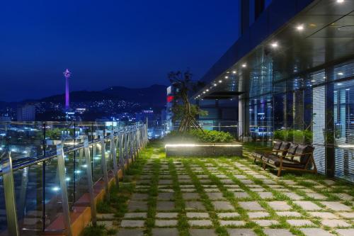 balkon/terras, Hotel Adela Busan in Busan