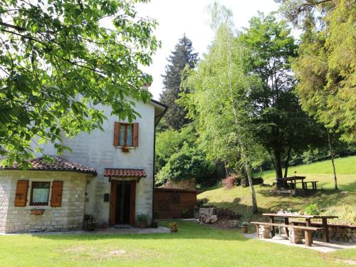 Vista exterior, Mountain-view holiday home in Cison di Valmarino with garden in Cison Di Valmarino
