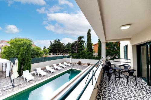  Mama House Villa in Novalja