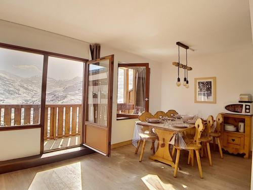 Duplex renove avec balcon, proche des pistes, TV, lecteur DVD, parking, commerces a 50m - FR-1-344-7 near La Marmite de Geant