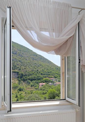 Apartment Moretić (Apartment Moretic) in Gromaca