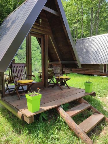 Iekārtas, Holiday bungalows Pajkovir in Krajista