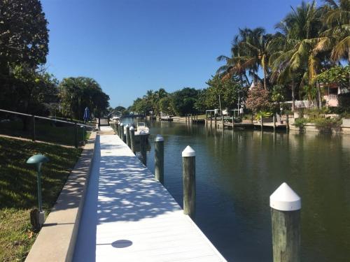 Sanibel Arms E6 - image 9