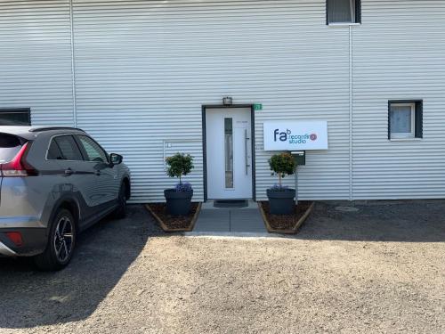 外部景觀, Fab Studio in 格朗格維韋塞