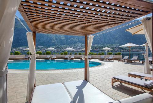 Úszómedence, Hotel Splendido in Mou