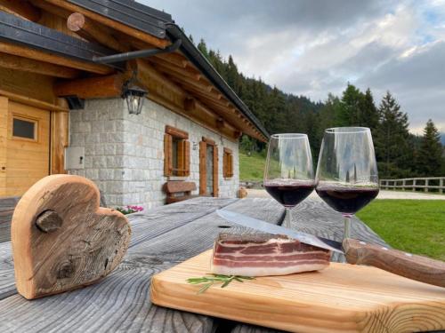  BAITA ELIO - 022142-AT-010446, Ferienwohnung in Pieve Tesino