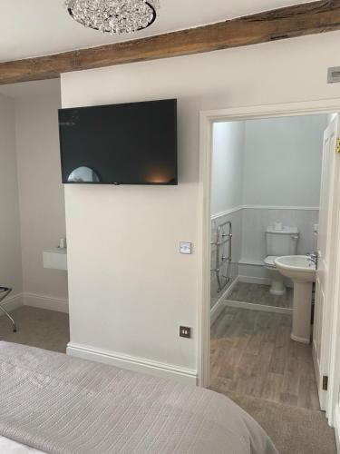 Black Mountain Lodge Room Type - Superior Double Room - Ground Floor