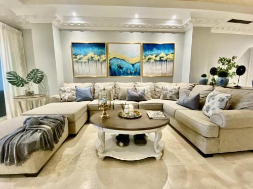 Amazing Beachfront Condo Cap Cana, Punta Cana Amazing Beachfront Condo Cap Cana, Punta Cana