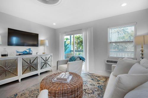 Inlet Sands #206- Inlet Dreams by RealJoy Vacations - image 2